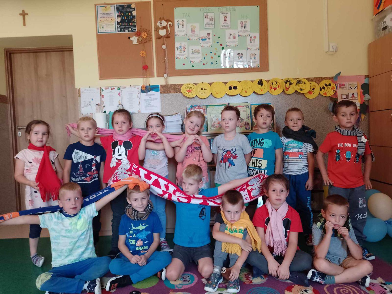 Kreatywne Dni Nietypowe – Dzień Szalika